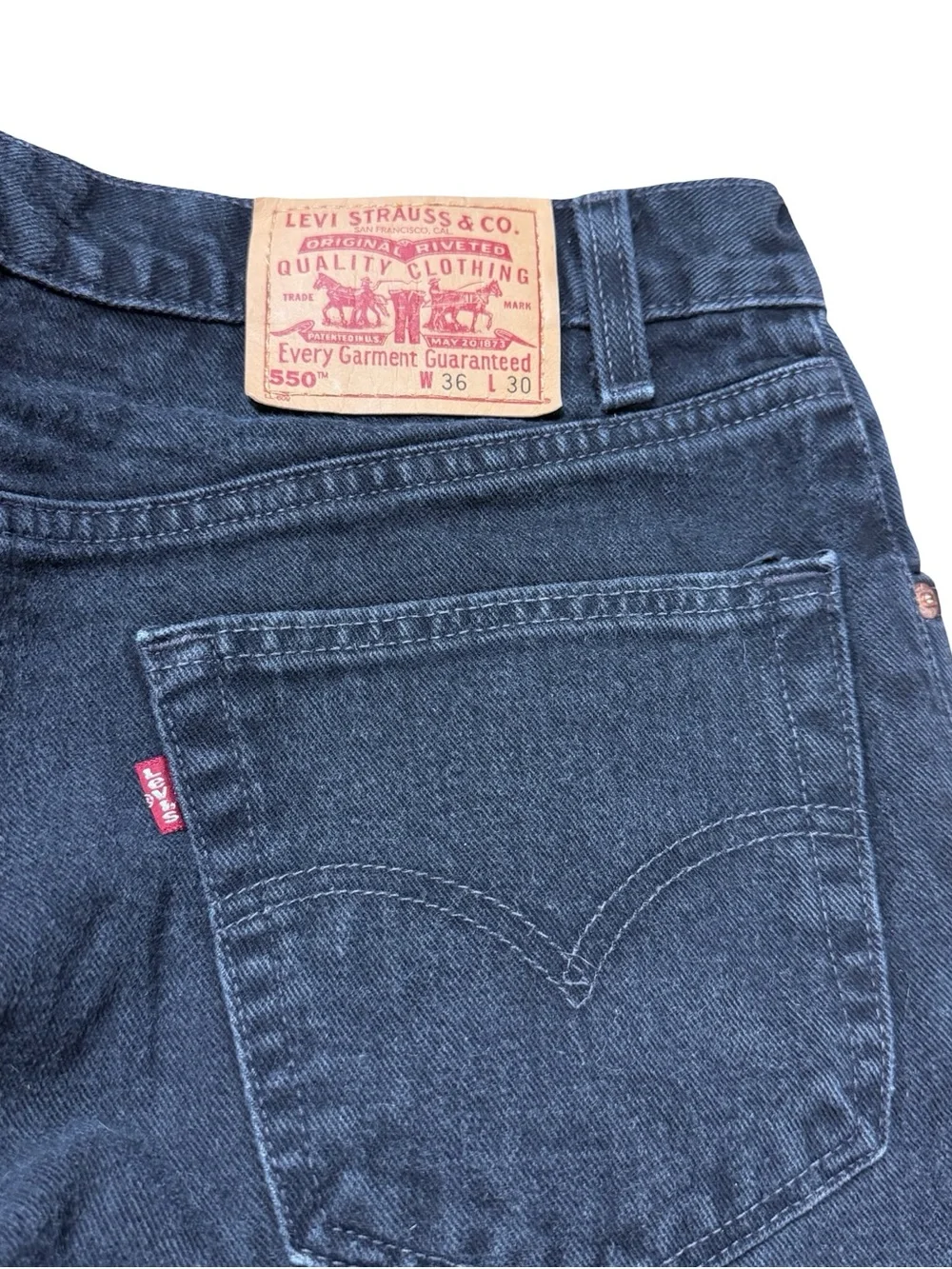 Vintage 2000s Levis 550 Relaxed Fit Black Essential Denim Jeans Size 36x30